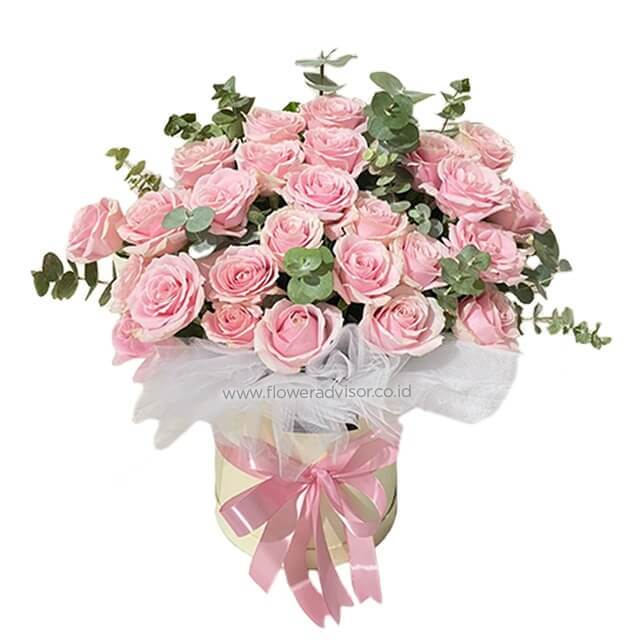 Exquisite Pink Bloom Box 520 Day